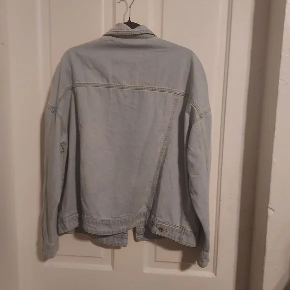 Women's Light Blue Denim Jacket - Picture 2 of 2
